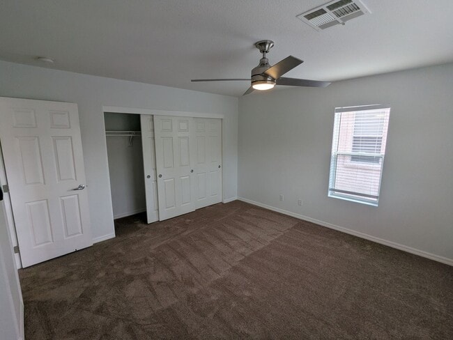 Building Photo - 1016 Royal Plum Ln