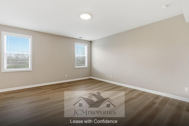 Building Photo - 117 Lambert Fld