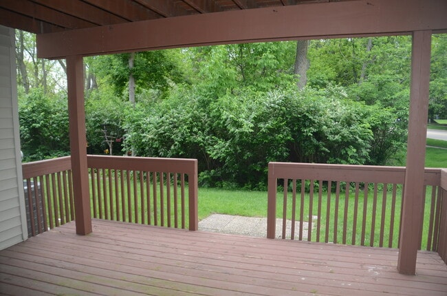 Building Photo - 8012 Sierra Woods Ln