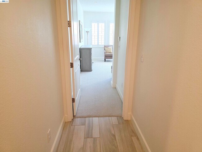 Building Photo - 2488 Remy Cantos Dr