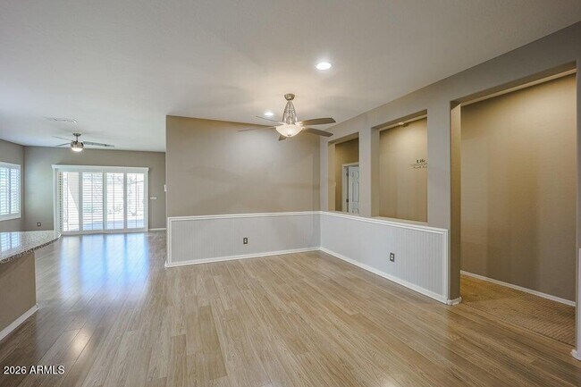 Building Photo - 17576 W Bajada Rd