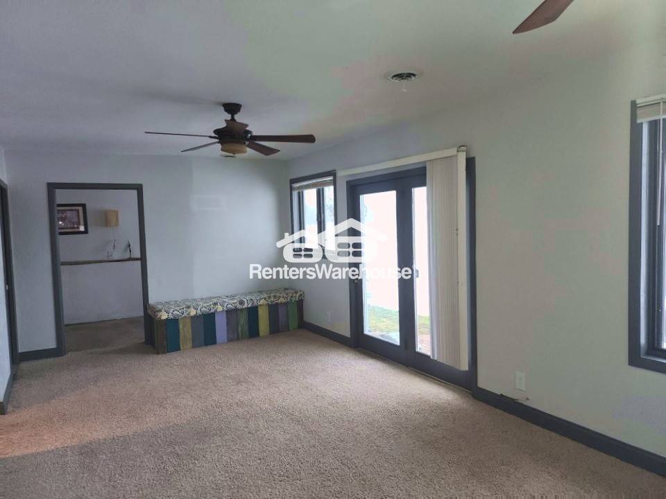 Building Photo - 765 US-63