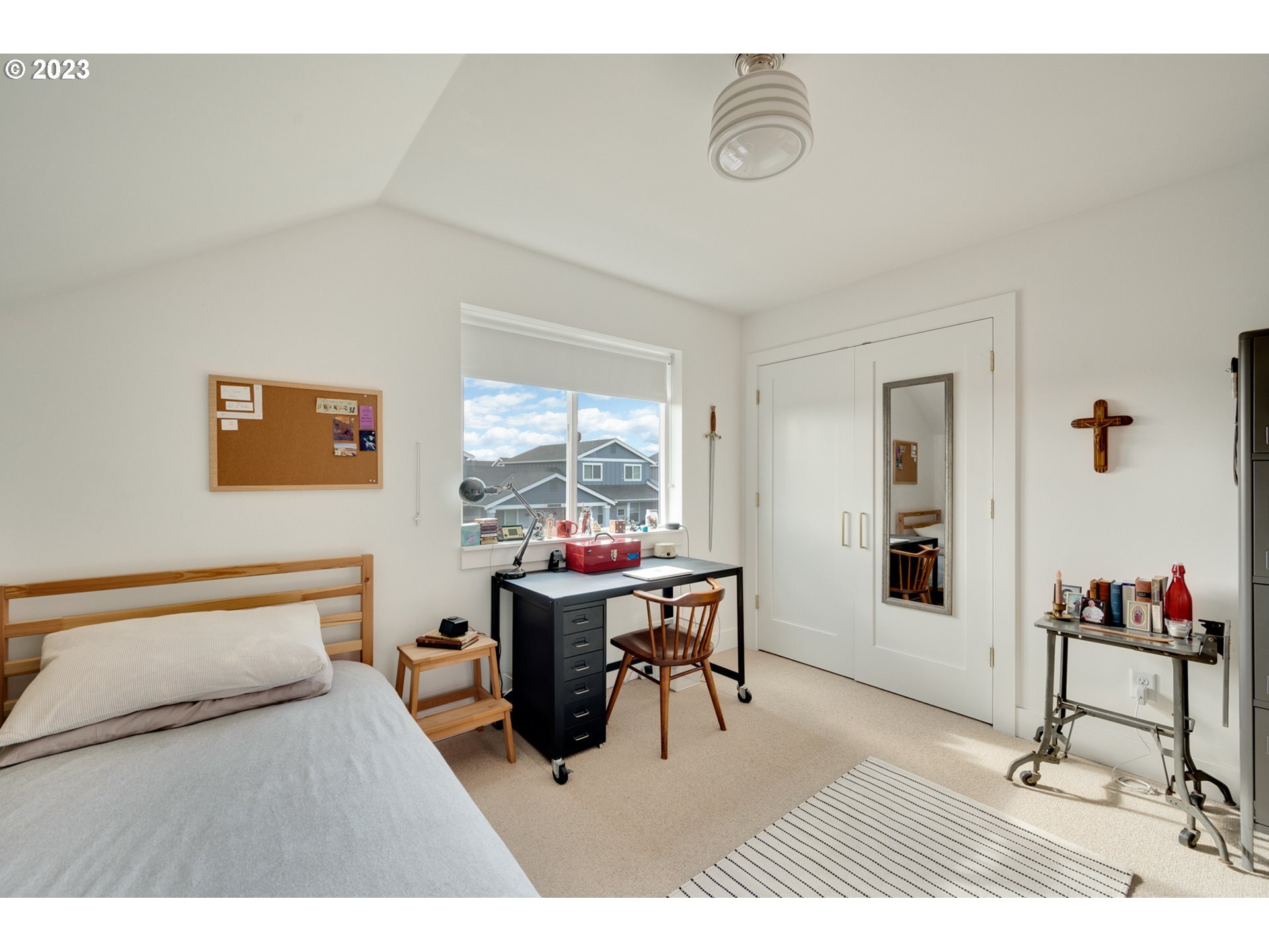 Building Photo - 3593 NE McDonald Ln