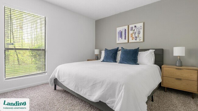 Building Photo - 2030 Northcliffe Dr