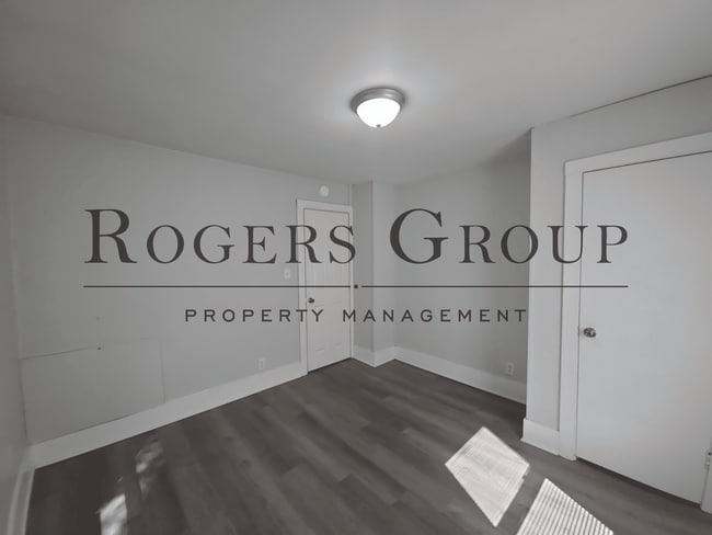 Building Photo - 710 Roberson St