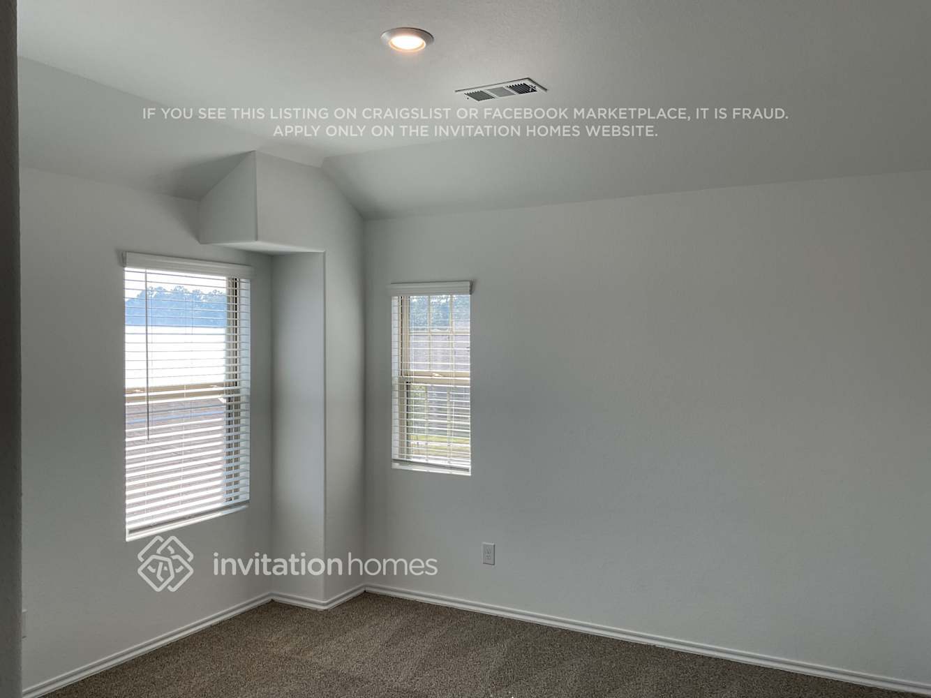 Building Photo - 18739 Faustina Way