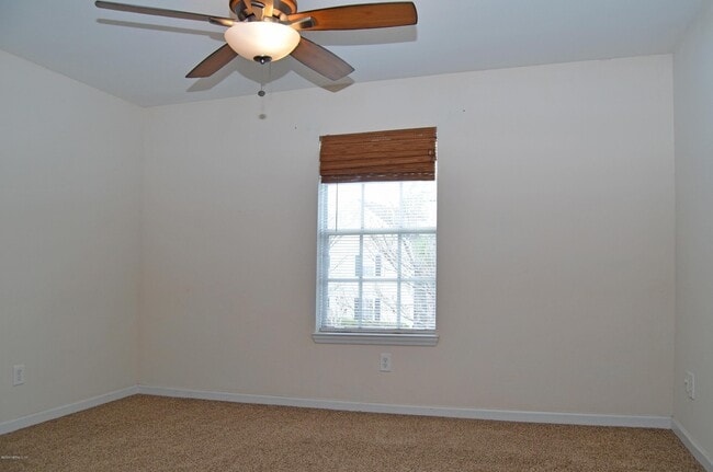 Building Photo - 31183 Paradise Commons