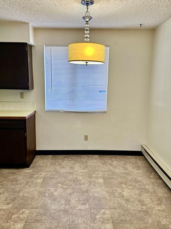 Building Photo - Hard to find 2 bdrm, 1.5 bath unit with water, sewer, and garbage.  Onsite laundry and A/C!