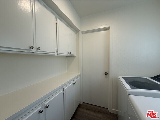 Building Photo - 1732 W 169th Pl