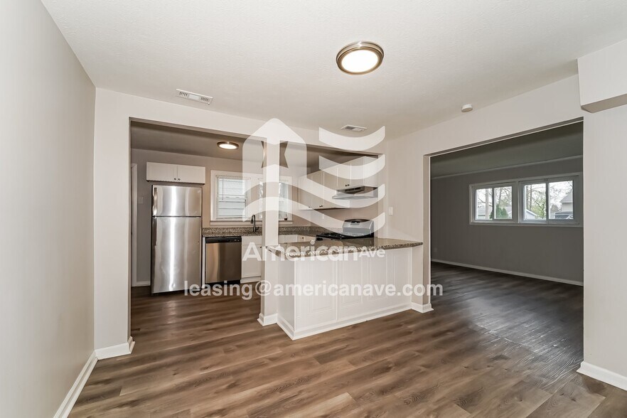 Building Photo - 4910 Liberty Ave