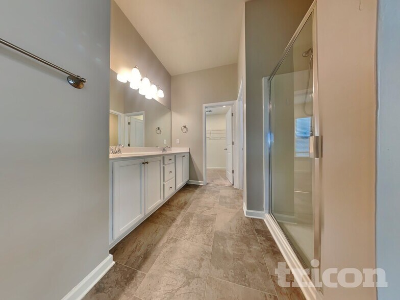 Building Photo - 7528 Congregation St