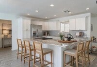 Building Photo - 1262 E Hermosa Dr