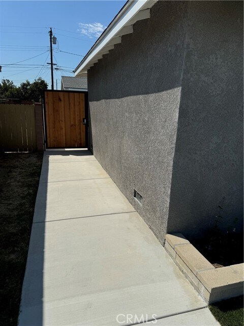 Building Photo - 13293 Arizona St