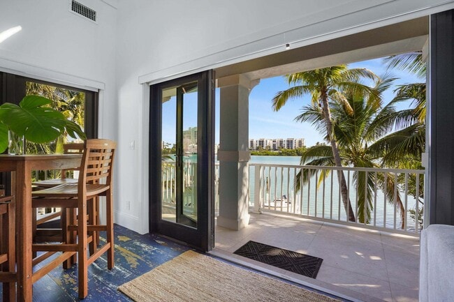 Building Photo - 19471 Harbor Rd S