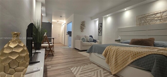 Building Photo - 7904 West Dr