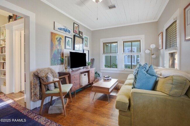 Building Photo - 310 Cleveland St