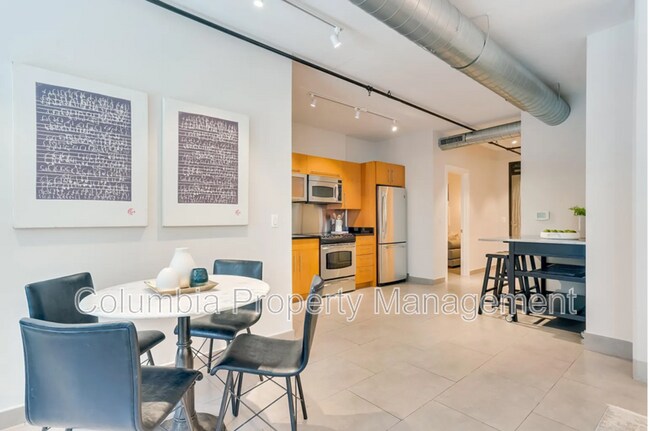 Building Photo - 1133 14th St NW