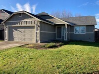 Building Photo - Beautiful Home! Large open living room! Double Car Garage! In private HOA neighborhood! Next to S...