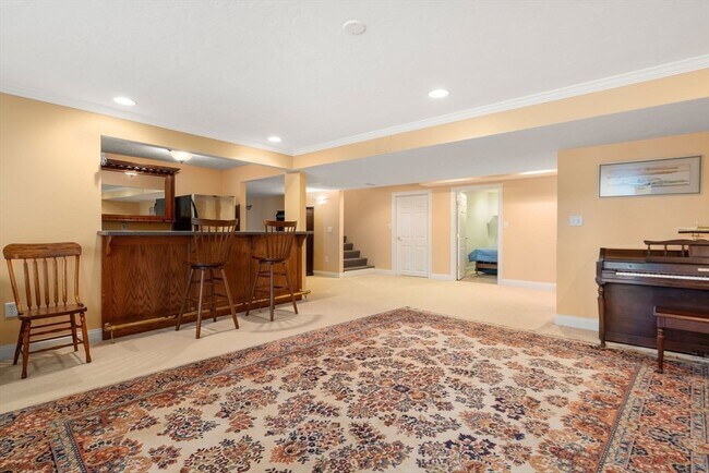 Building Photo - 3 Summerland Way