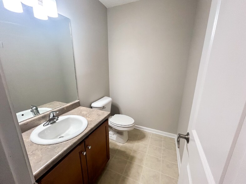 Building Photo - 228 Cobble Stone Ln