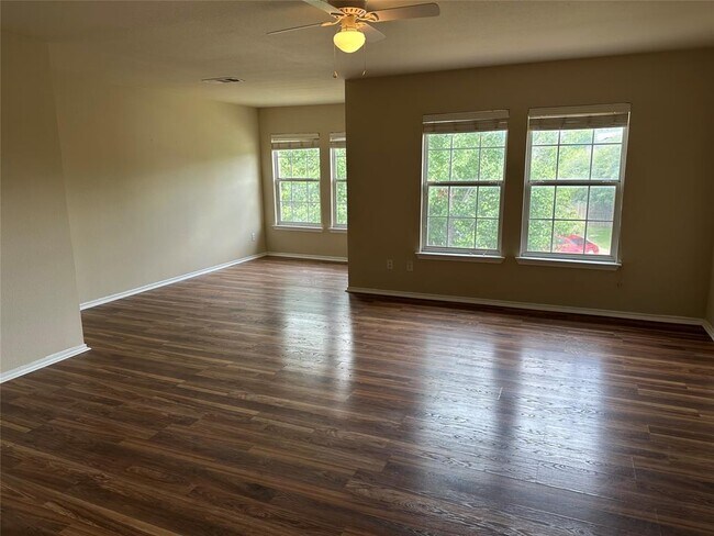 Building Photo - 1629 Balsam Way