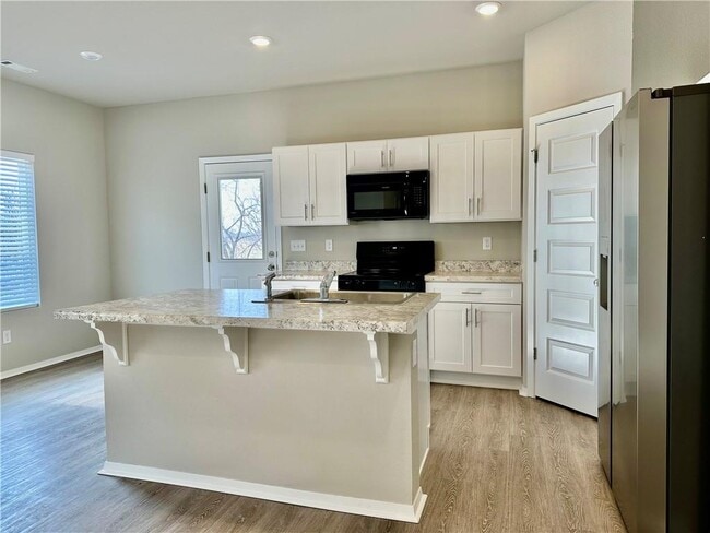 Building Photo - 6823 Devotion St