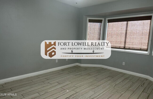 Building Photo - 1401 S 228th Ln