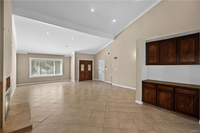 Building Photo - 18123 Delano St