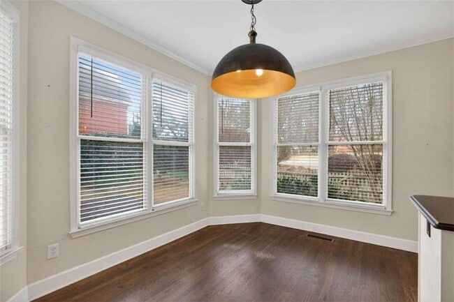 Building Photo - 1712 Kenbrook Ct NW