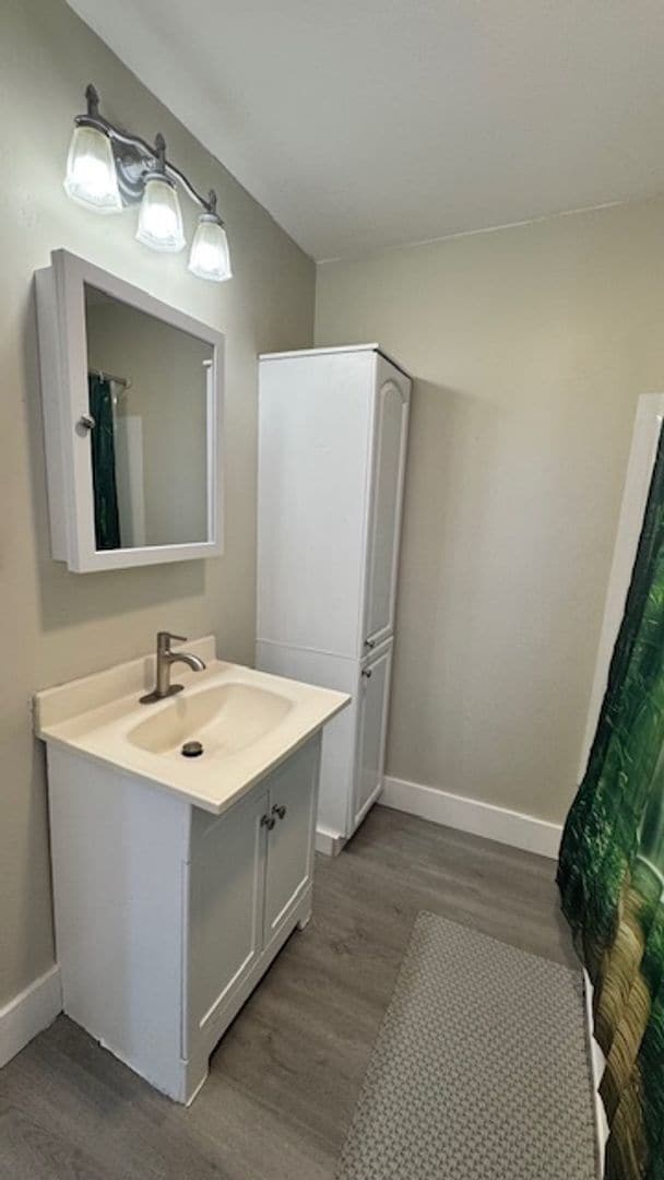 Building Photo - 116 N Marshall St