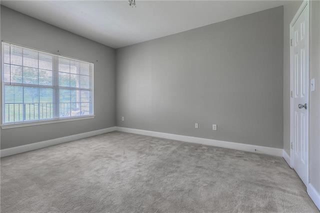 Building Photo - 11610 Tomahawk Creek Pkwy
