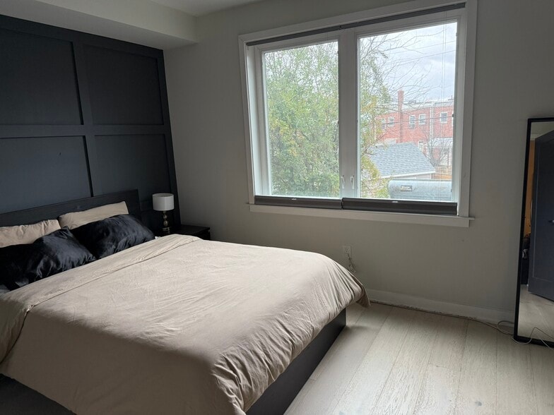 Primary Bedroom - 1355 Bryant St NE