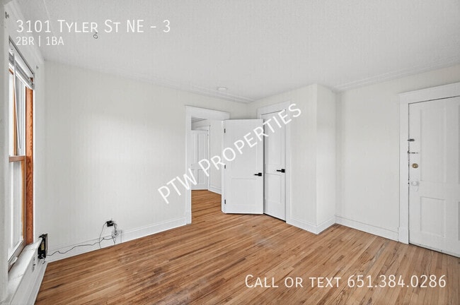 Building Photo - 3101 NE Tyler St