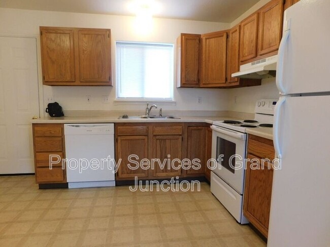 Building Photo - 433 Pendleton St