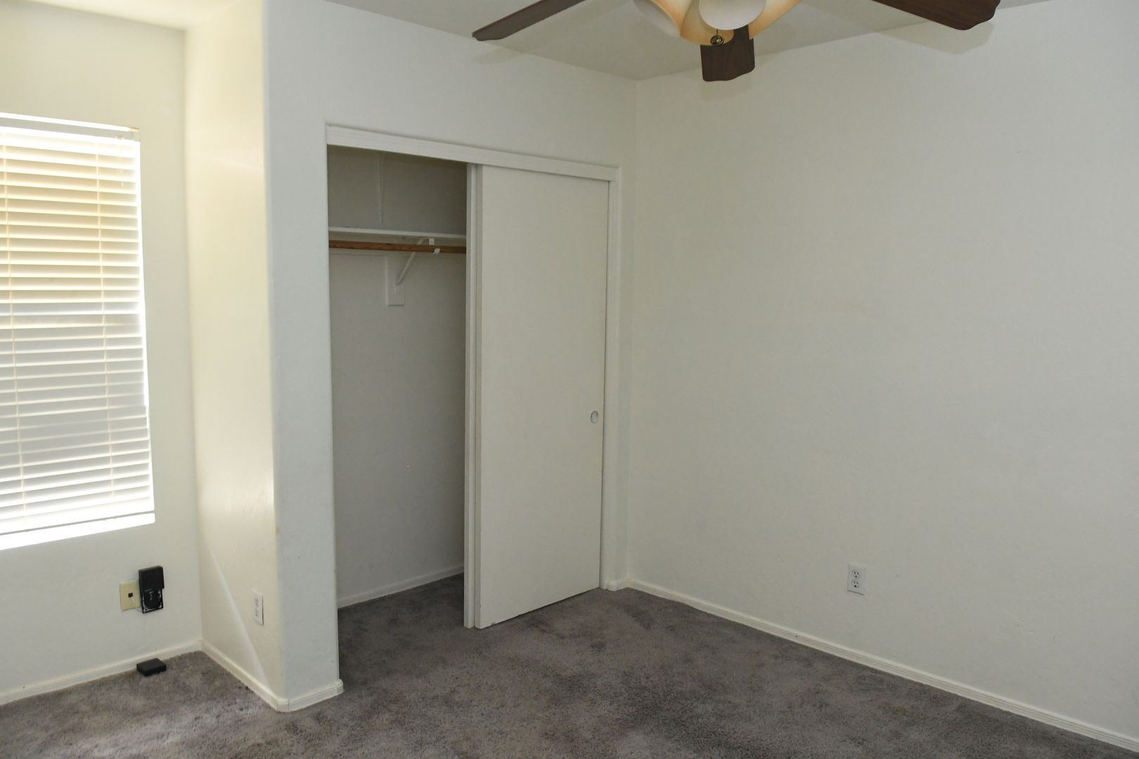 Building Photo - 16625 S 46th Pl