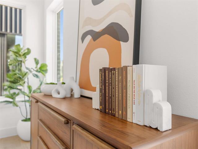 Building Photo - 2015 N Prairie Ave