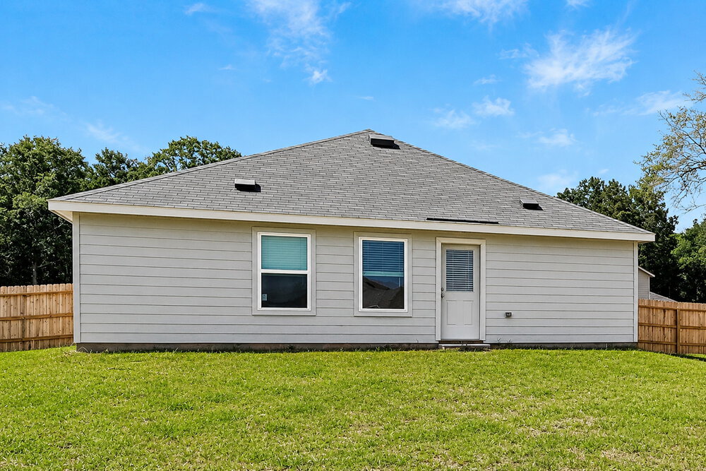 Building Photo - 16118 Hatton Dr