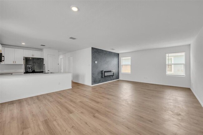 Building Photo - 125 Hal Norton Wy