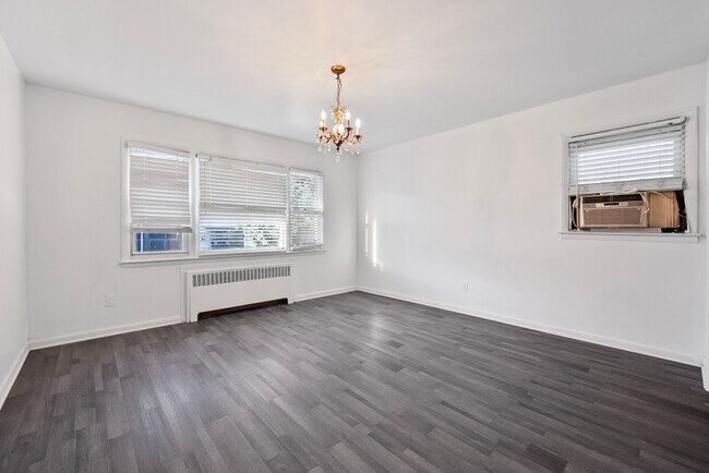 Building Photo - 7108 Polk St