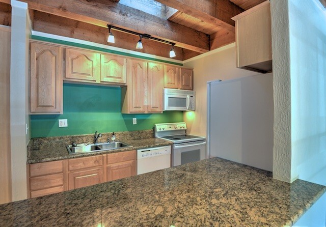 Building Photo - Incline Village: Condo - 3 Bedrooms, 2 Ful...