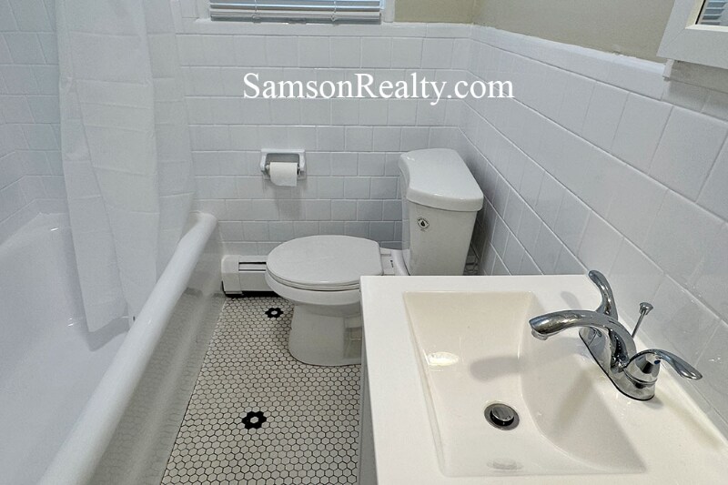 Building Photo - 18 Aldrich Terrace