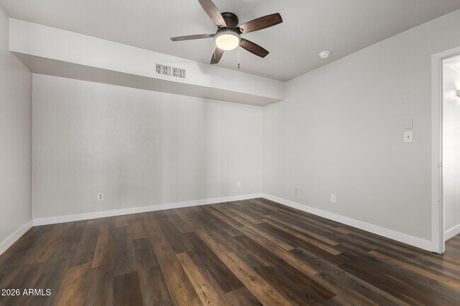 Building Photo - 15014 N 20th St