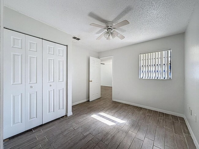 Building Photo - 7410 Dundee Ct