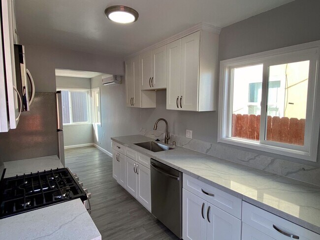 Building Photo - 4581-4585 32nd Street