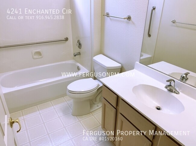 Building Photo - 4241 Enchanted Cir