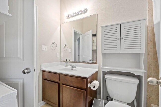 Building Photo - 112 David Duval Ct