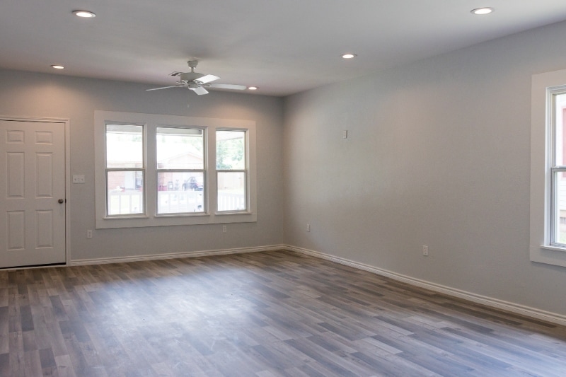 Building Photo - 1319 NE 15th St