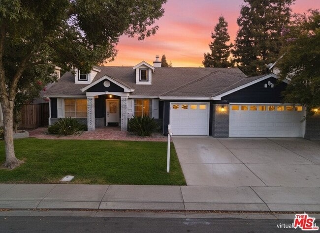 Building Photo - 1912 Veranda Ct