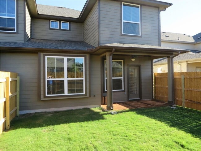 Building Photo - 13400 Briarwick Dr