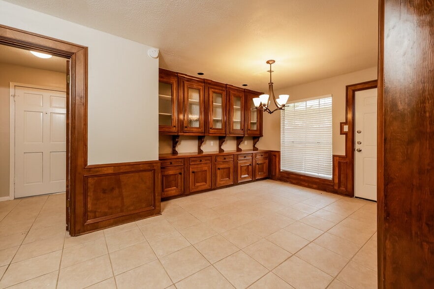 Building Photo - 5118 Westerham Pl